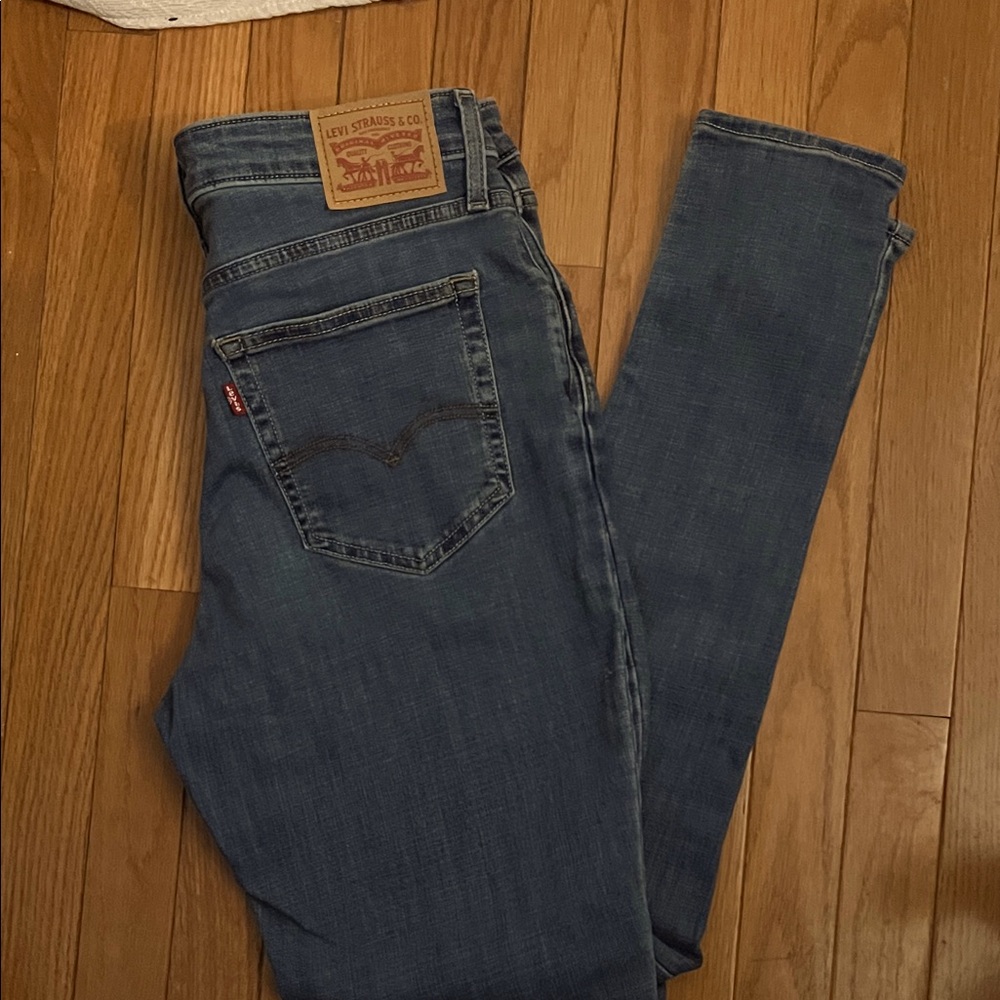 Levi’s 721 High Rise Skinny EUC size 31